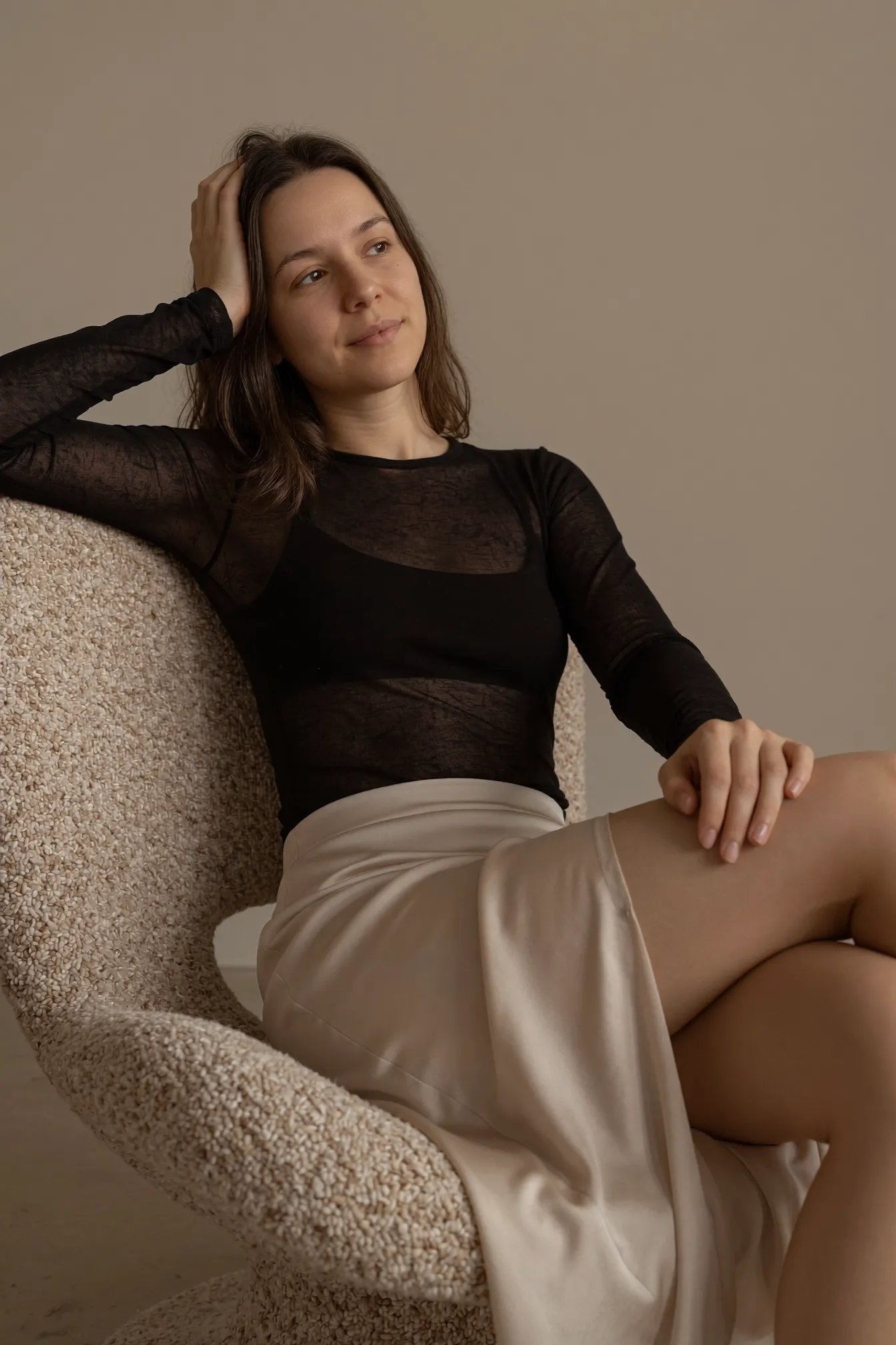 Portret AI — brunetka